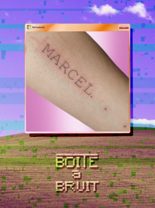Tatouage lettrage fin du mot Marcel sur l'avant-bras